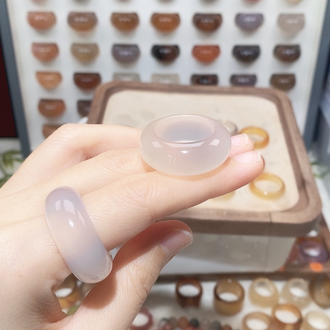 格***少玛瑙/玉髓未镶嵌戒指港22