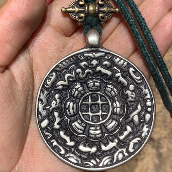 琉璃颈饰喜欢的朋友