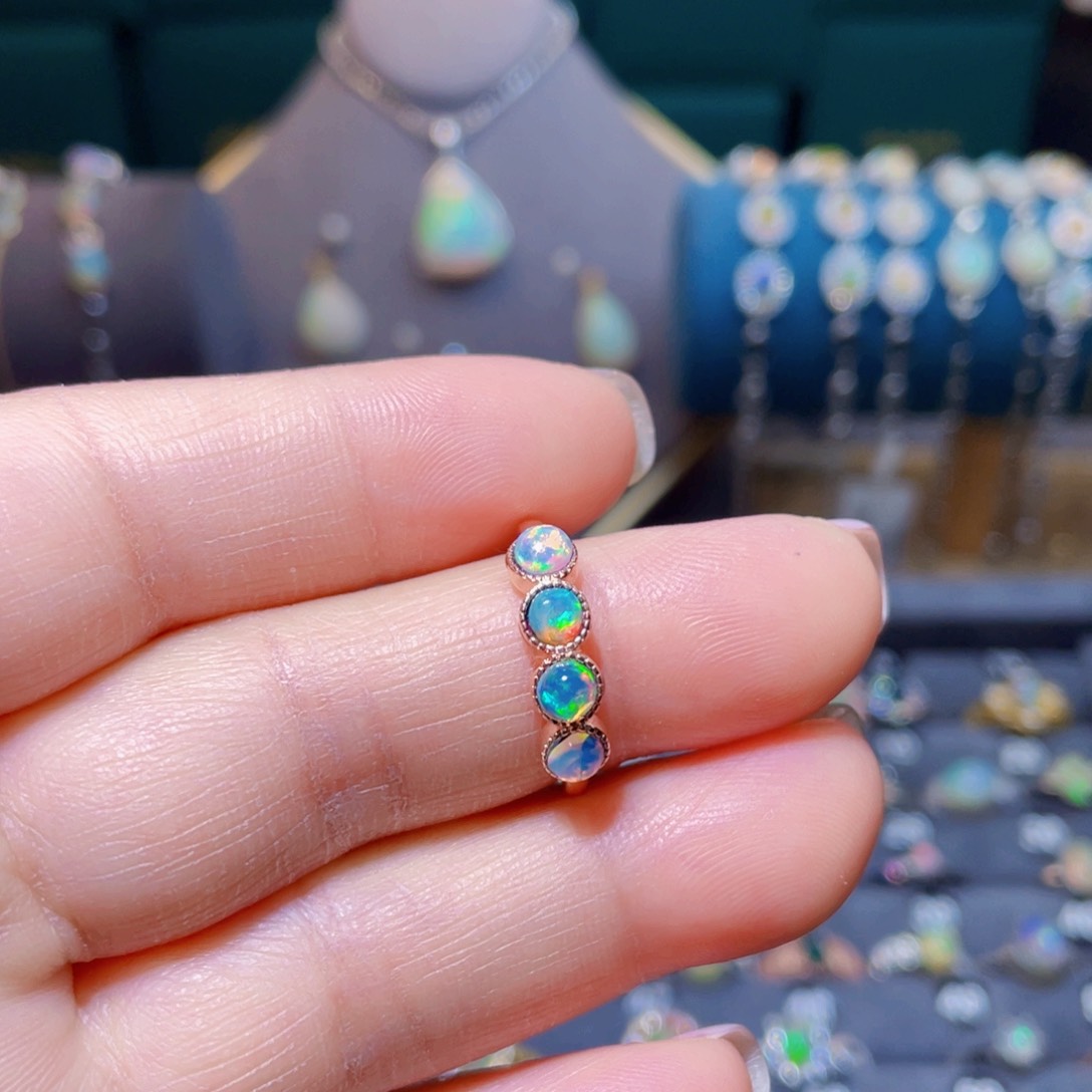 欧泊戒指〉银S925镶嵌y**y