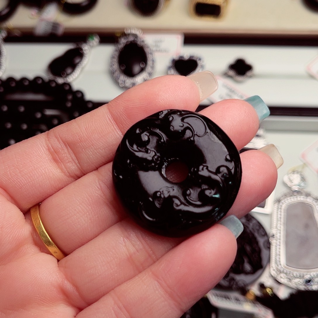 翡翠未镶嵌颈饰十级黑天然缅料A货挂件 平安扣