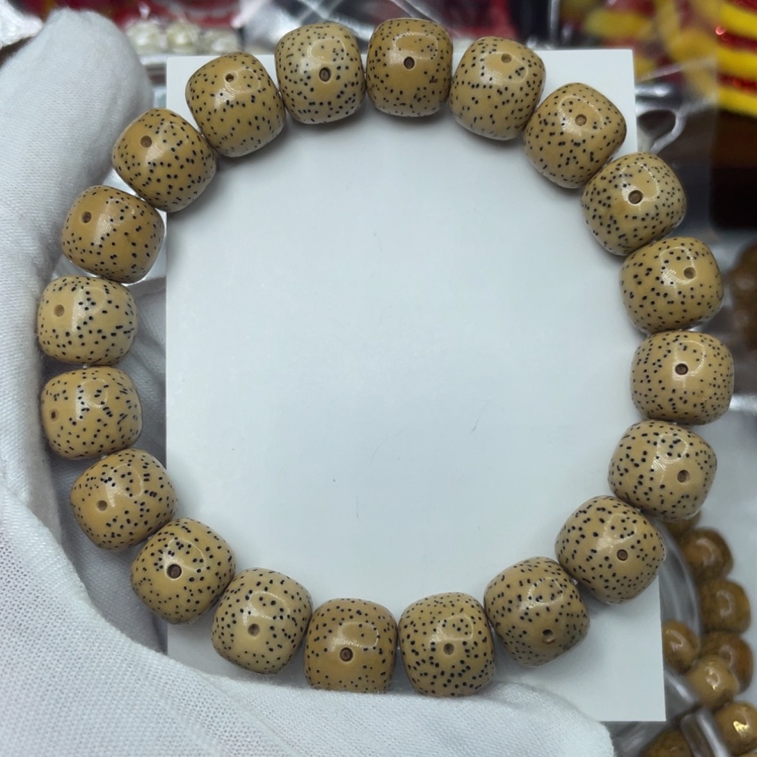 吊坠星月菩提原生态12.5自然氧化（特价）