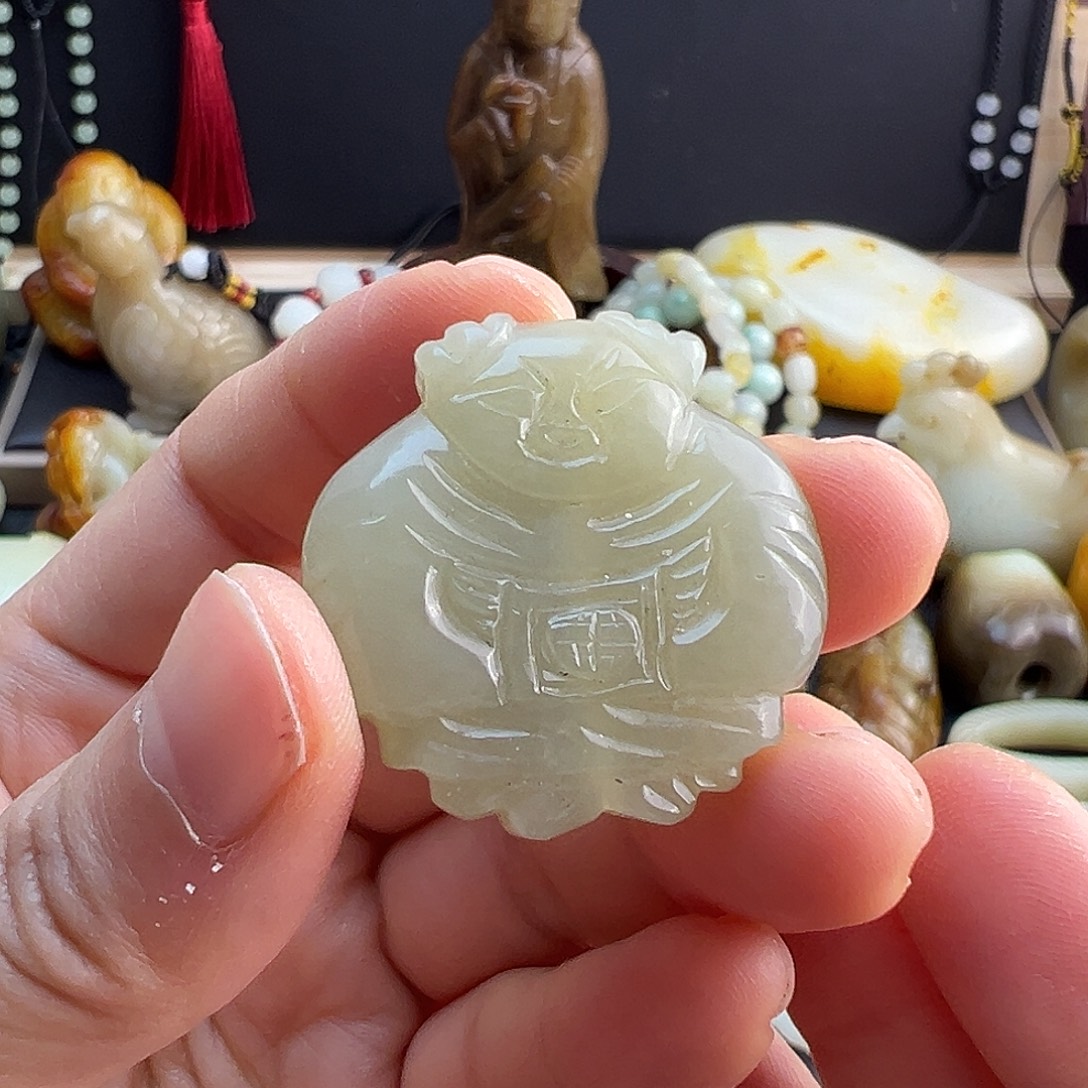 和田玉未镶嵌挂件