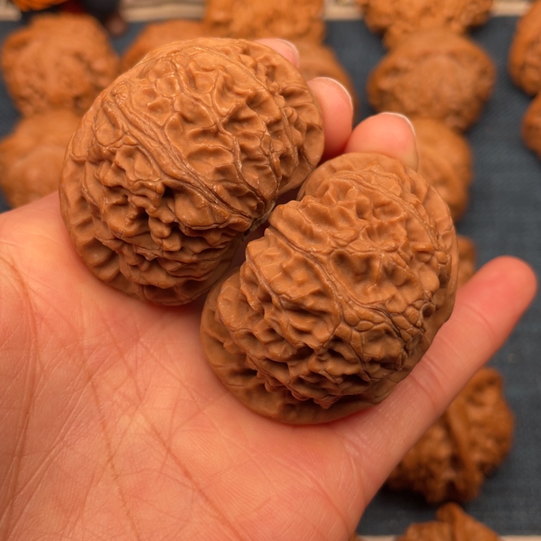 把件文玩核桃46全品肉宫灯