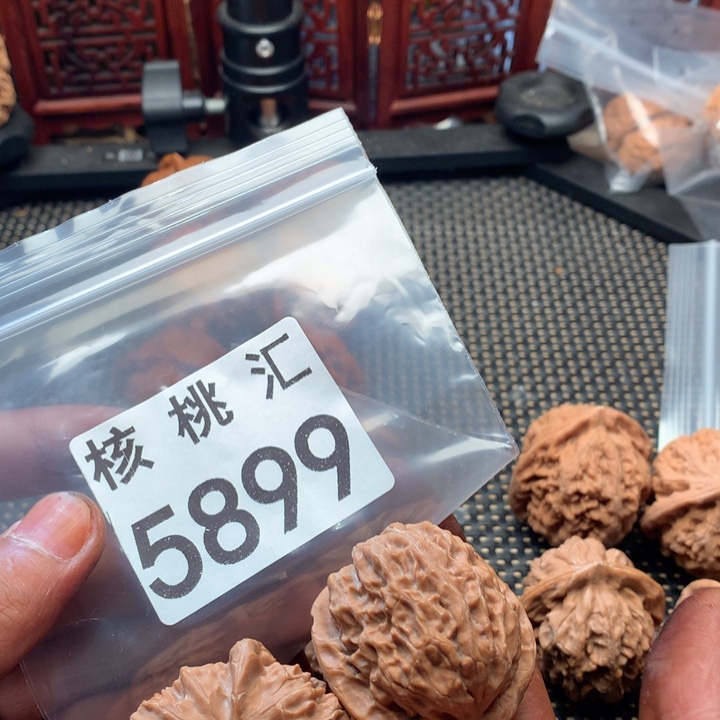 吊坠文玩核桃金麒麟