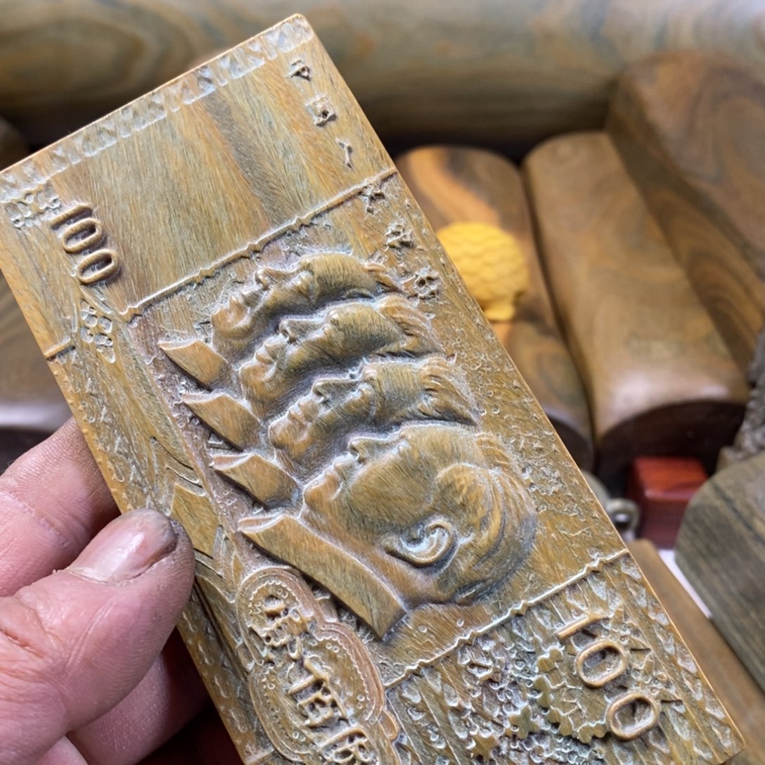 陶瓷绿檀木制工艺品30