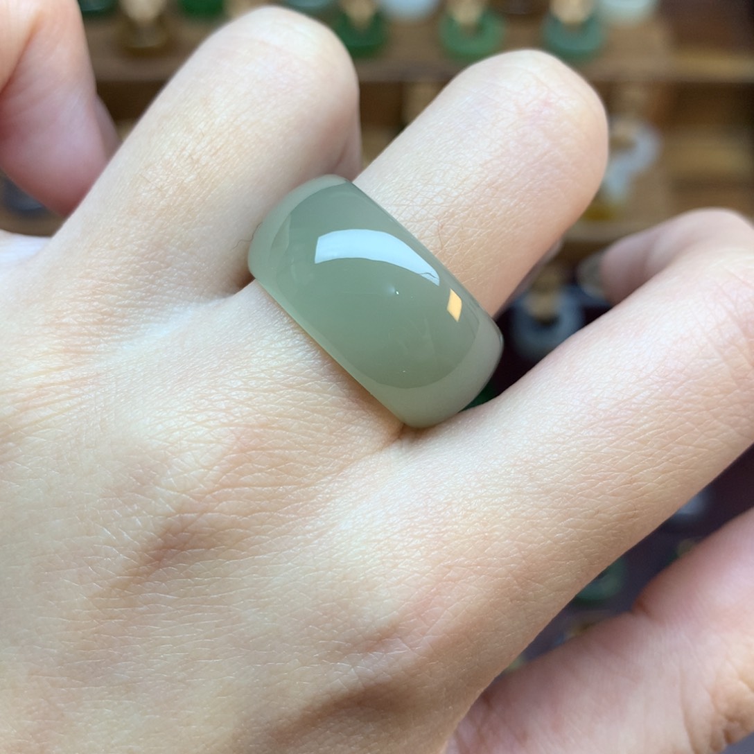 和田玉戒指未镶嵌