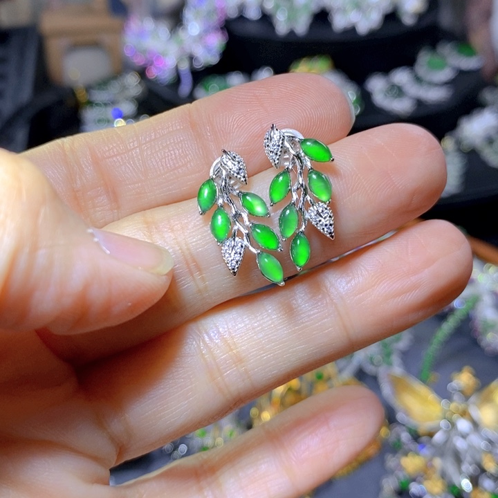 翡翠戒指银S925镶嵌天然翡翠