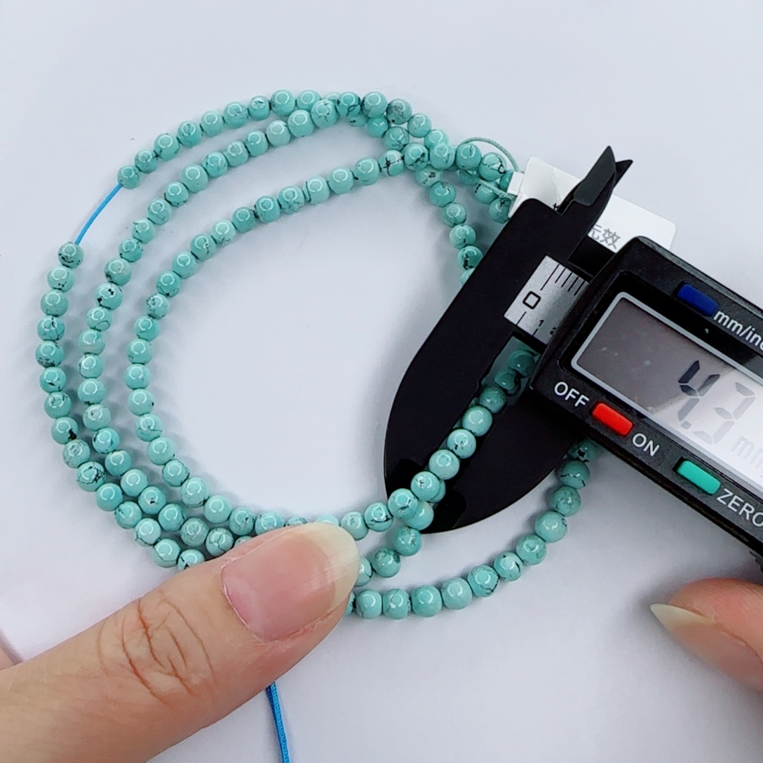 未镶嵌绿松石颈饰