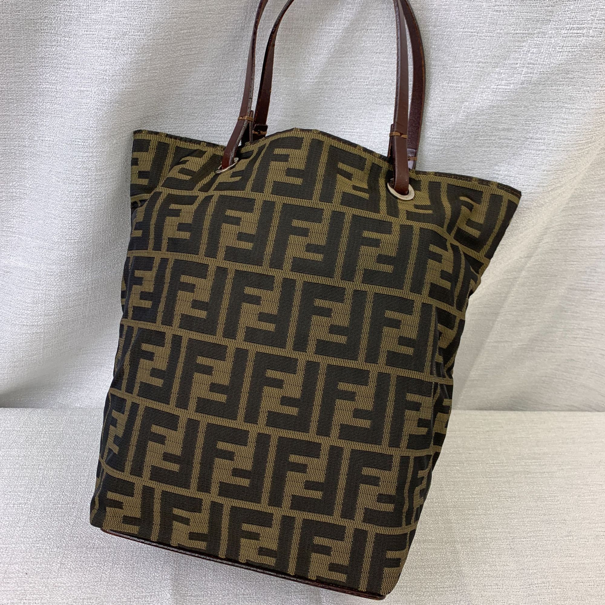 95新 FENDI/芬迪 老花菜篮子包/KH10331029/1029