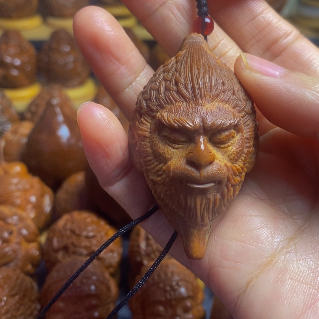 【闪购商品】香榧木橄榄核雕工艺