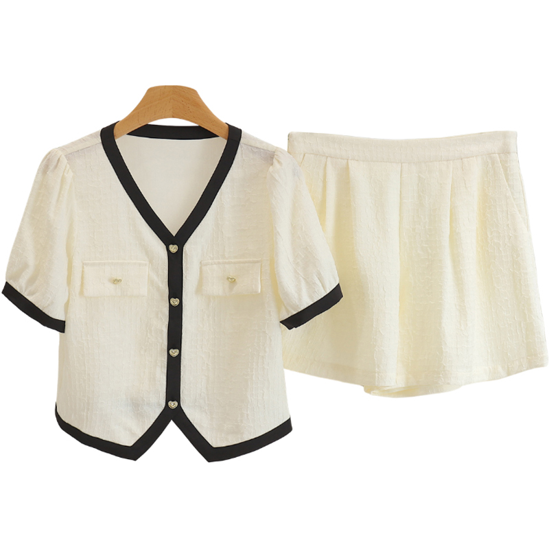 F367-【惠】撞色装饰扣上衣阔腿短裤两件套#QQB56T006