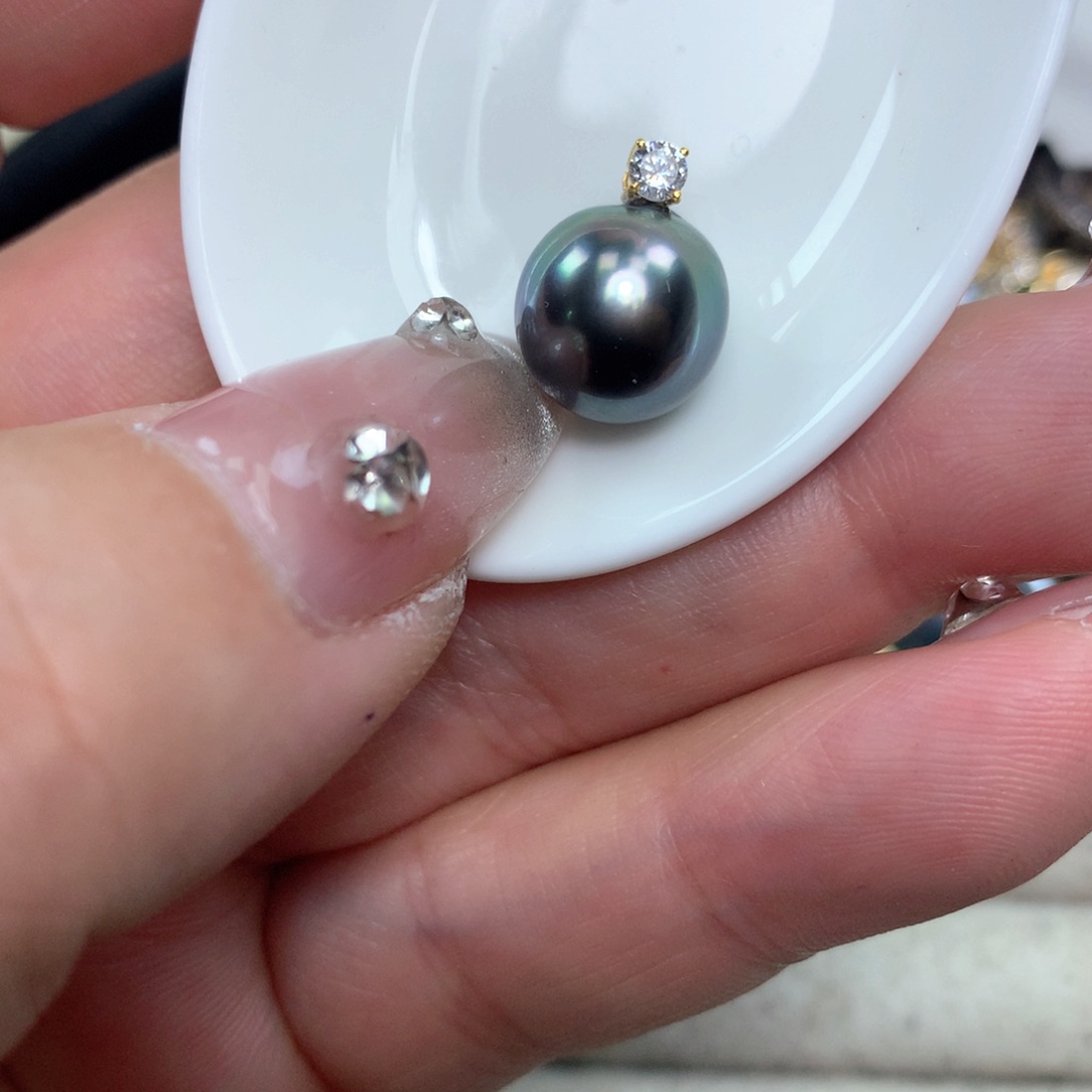 海水珍珠颈饰18K金镶嵌