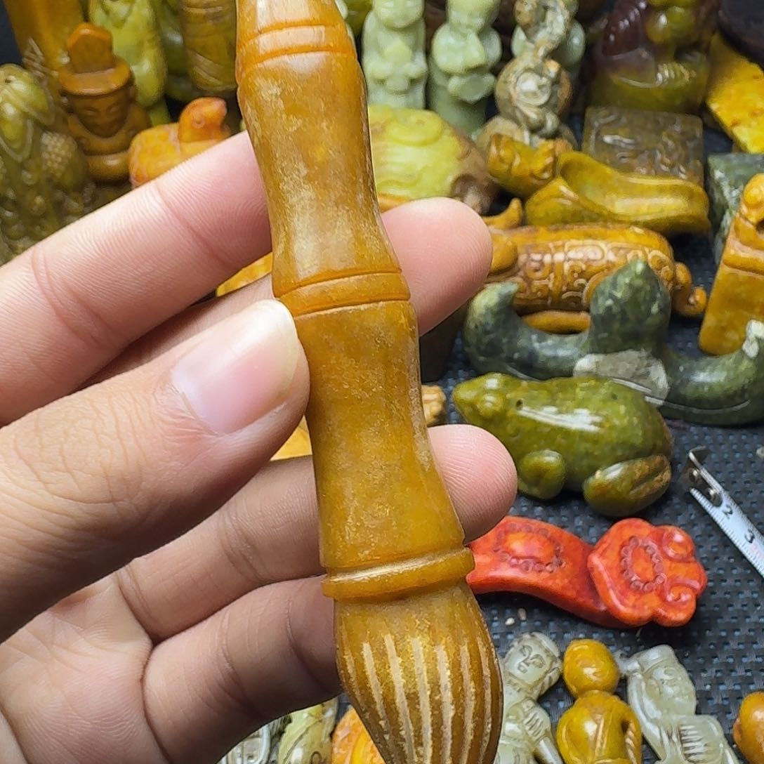 白玉菩提吊坠。。。