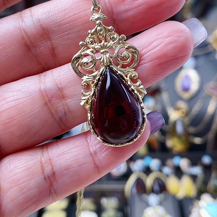 琥珀颈饰银S925镶嵌吊坠