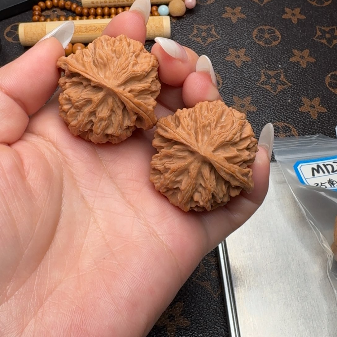 文玩核桃把件40苹果园G213