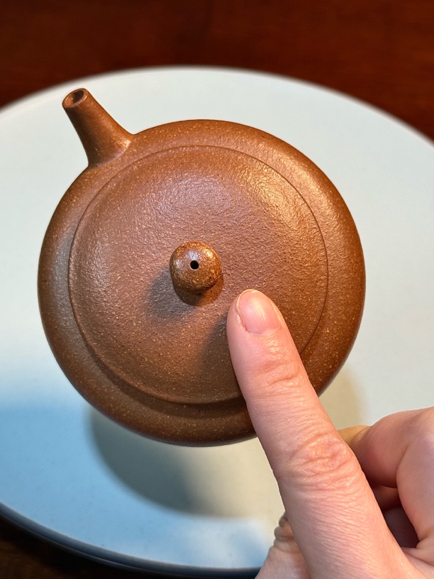 香玉壶，选用黄红泥，手工磨具制作，150cc左右