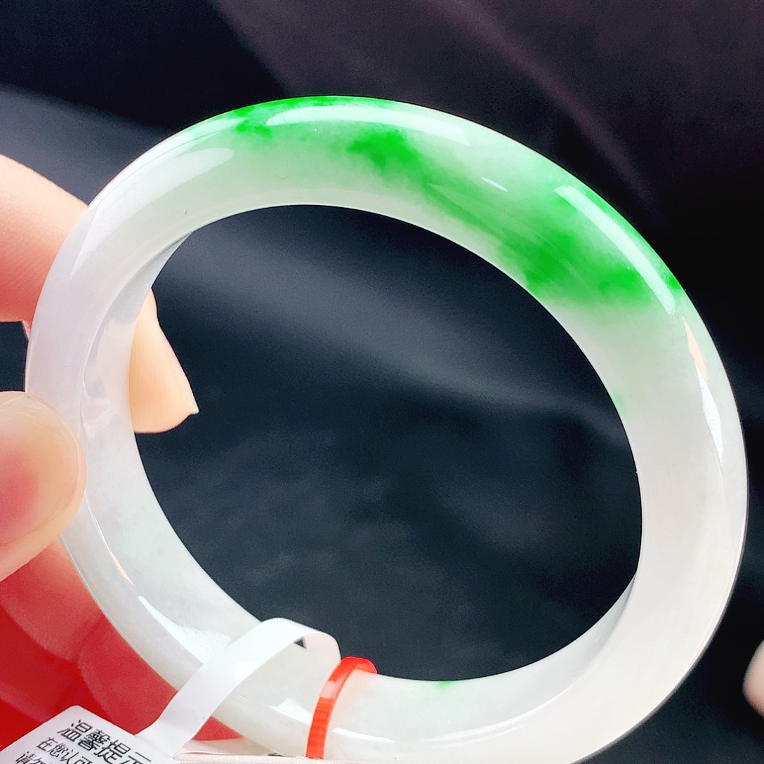 未镶嵌手镯翡翠56圈