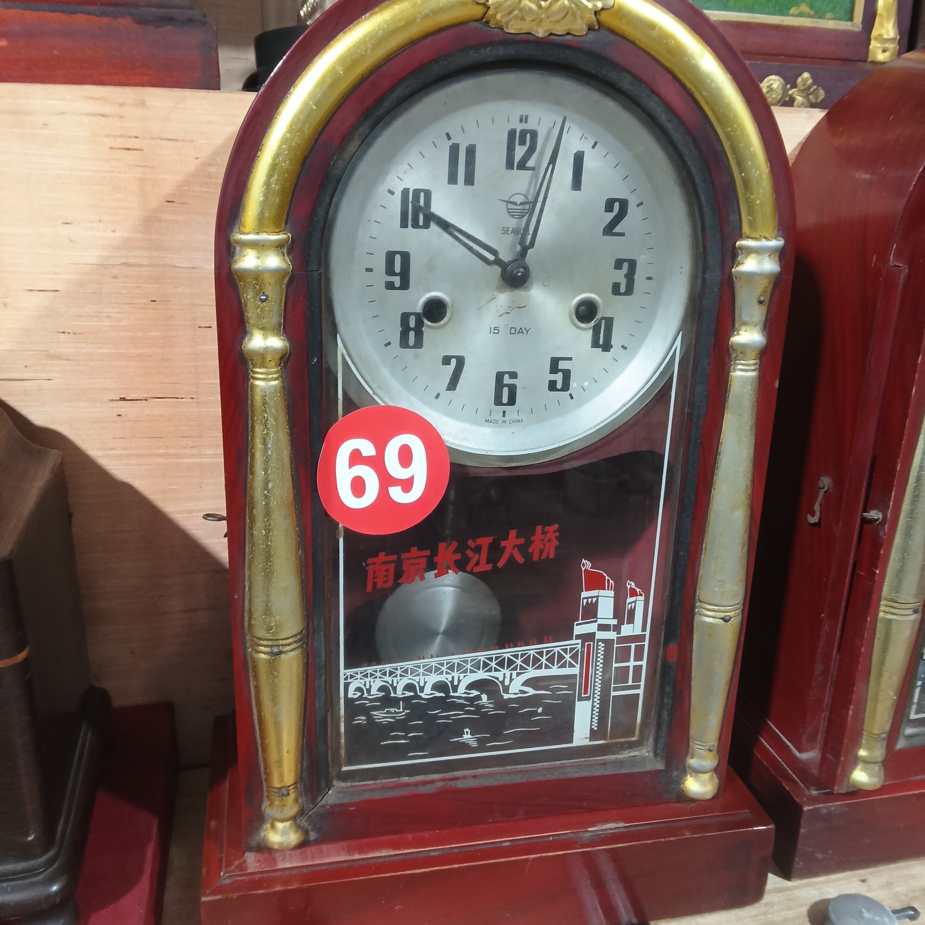 民俗座钟海鸥南京长江大桥69号