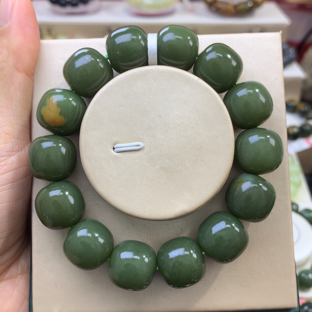 和田玉未镶嵌手链