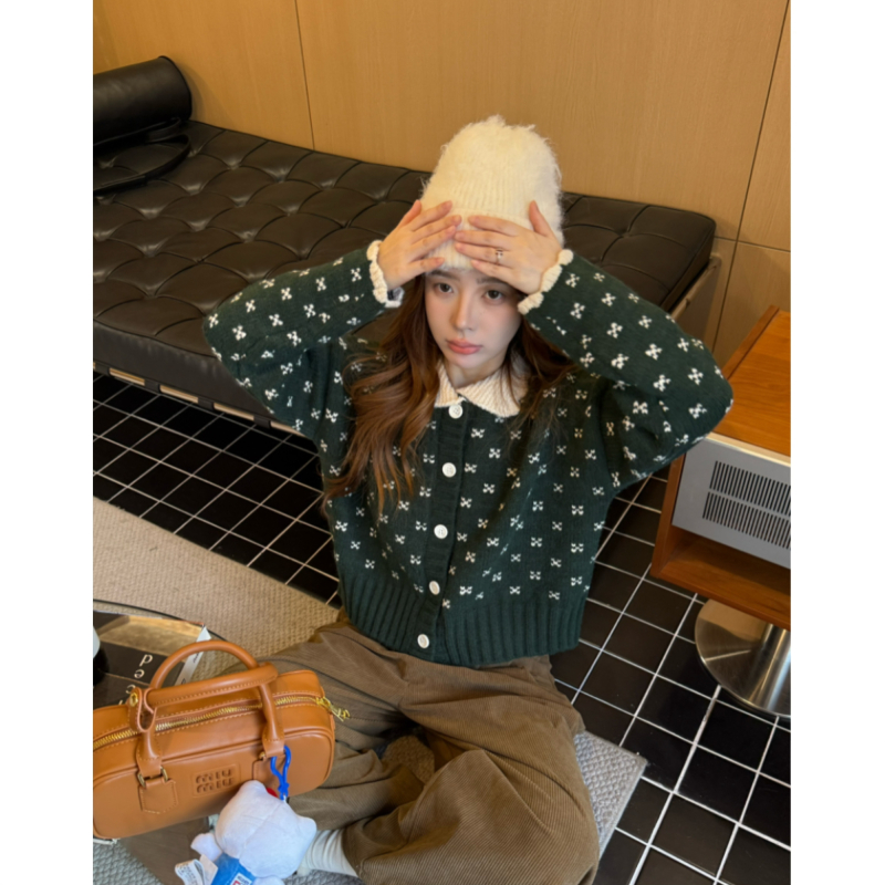NGGAI二店 韩系复古宽松花边领设计感圆扣针织毛衣开衫