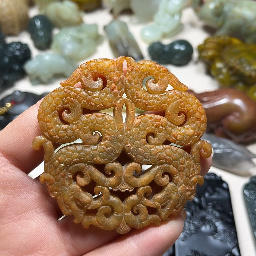 白玉菩提吊坠白玉菩提吊坠