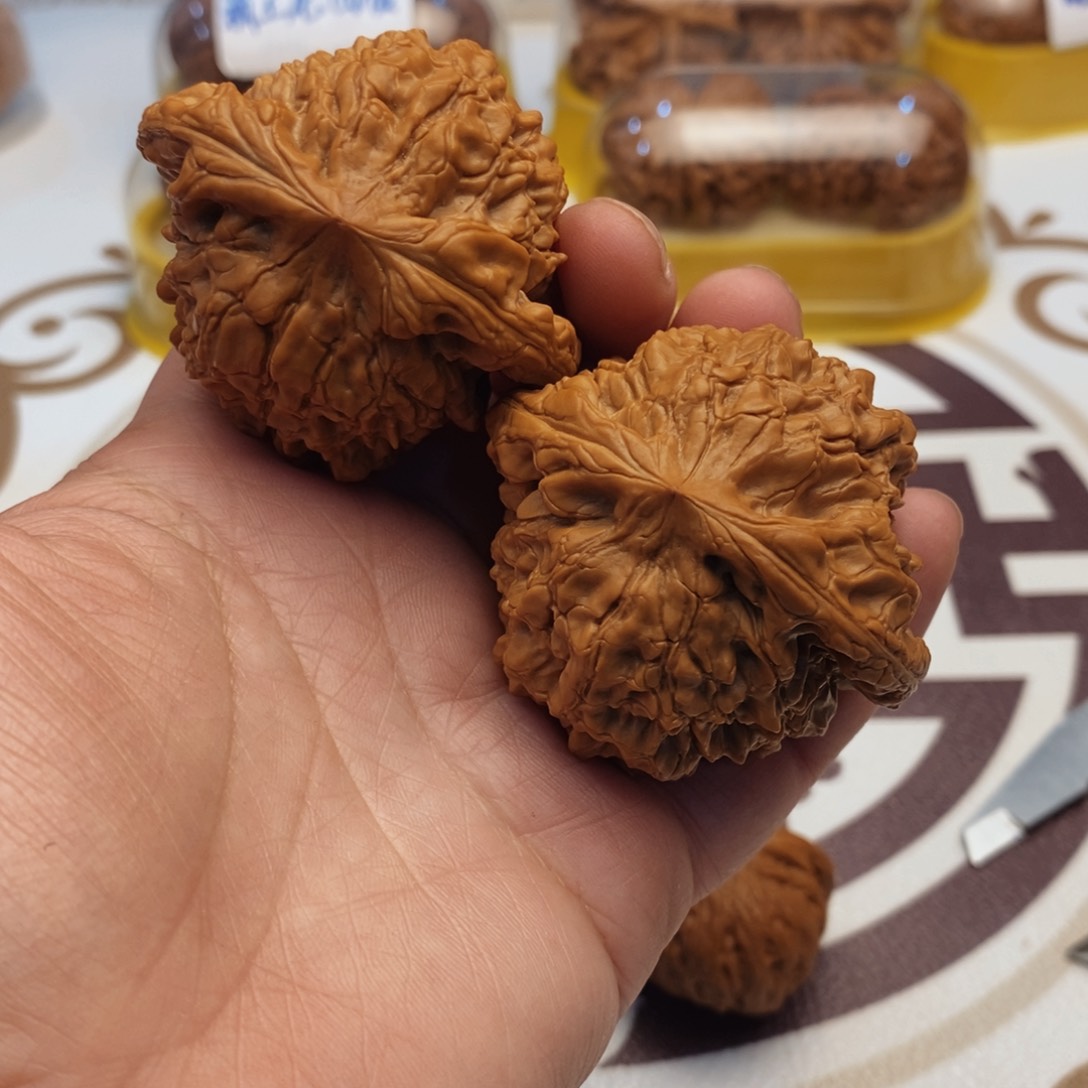 文玩核桃吊坠龙鼎54尺全品