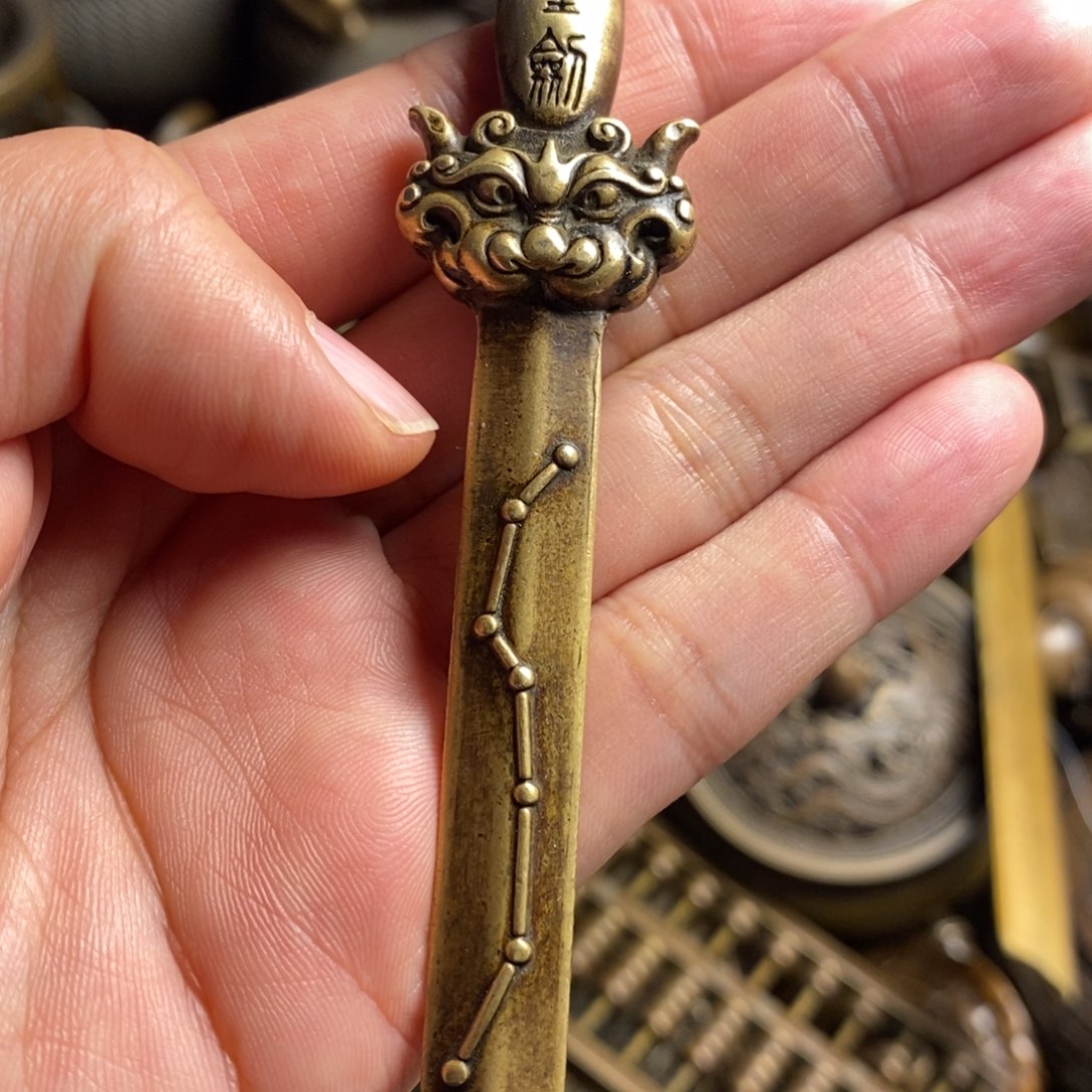 精美铜器做工精良