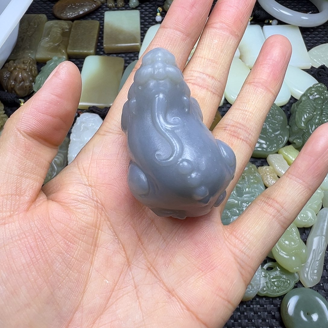 和田玉未镶嵌吊坠(不含链)