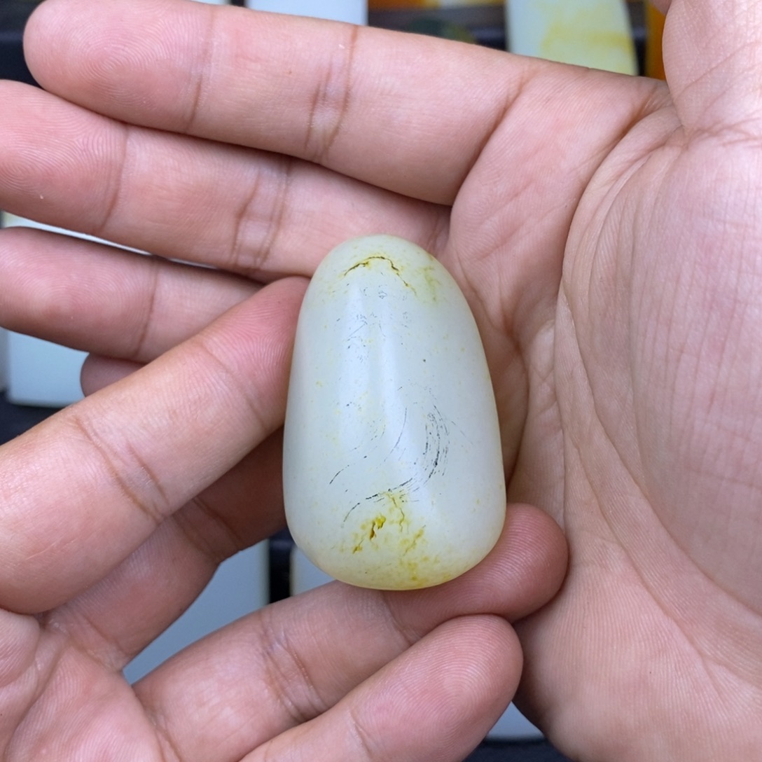 受***人定制和田玉未镶嵌牌