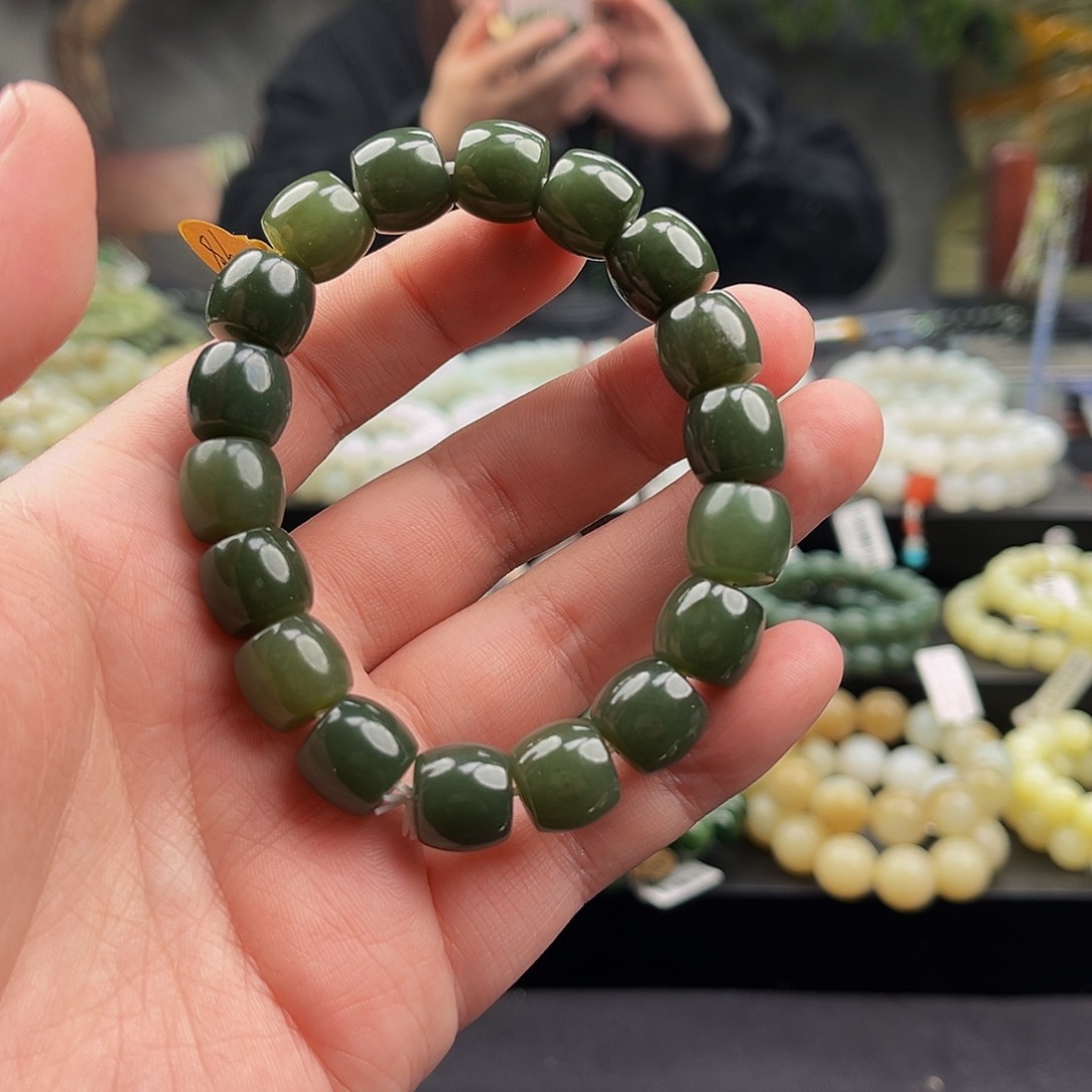 和田玉手串未镶嵌