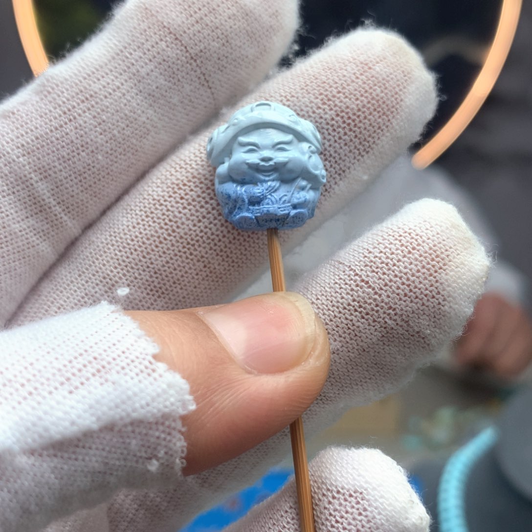 绿松石未镶嵌挂件