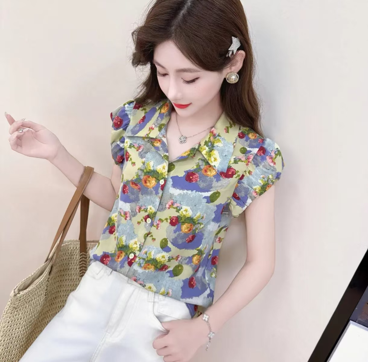 2港风复古时尚衬衫女装开衫上衣夏季新款显瘦碎花气质短袖印花
