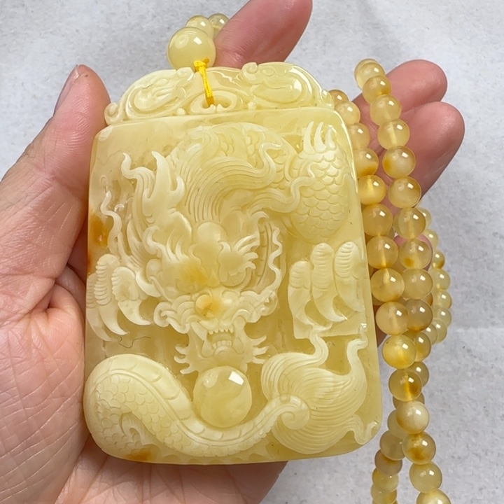 蜜蜡珠宝奇石未镶嵌