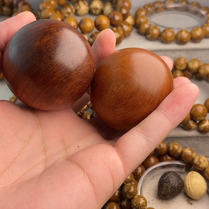 吊坠紫金鼠红贵宝手球