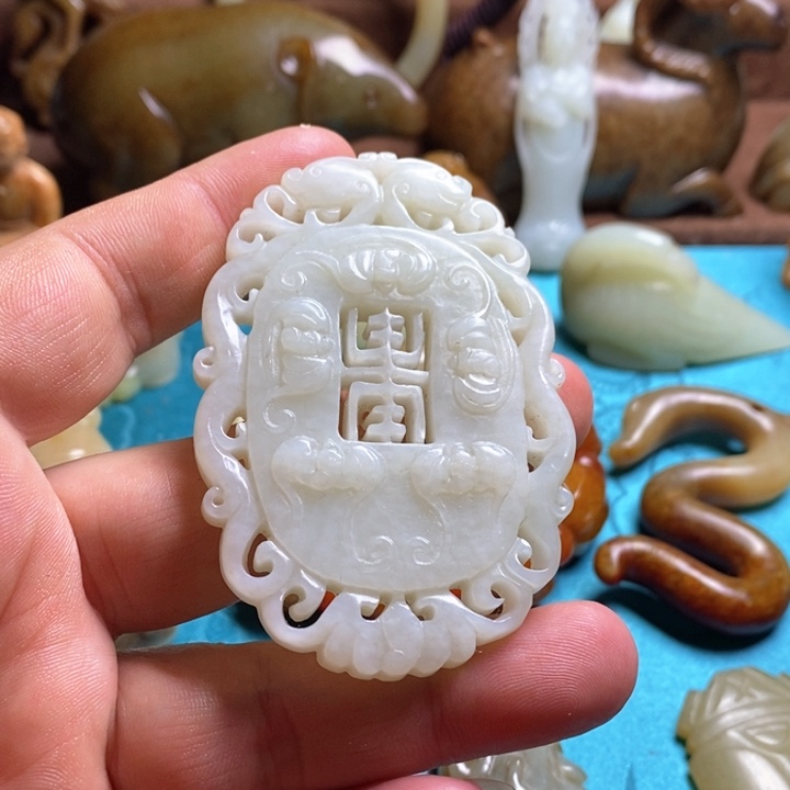 和田玉挂件未镶嵌