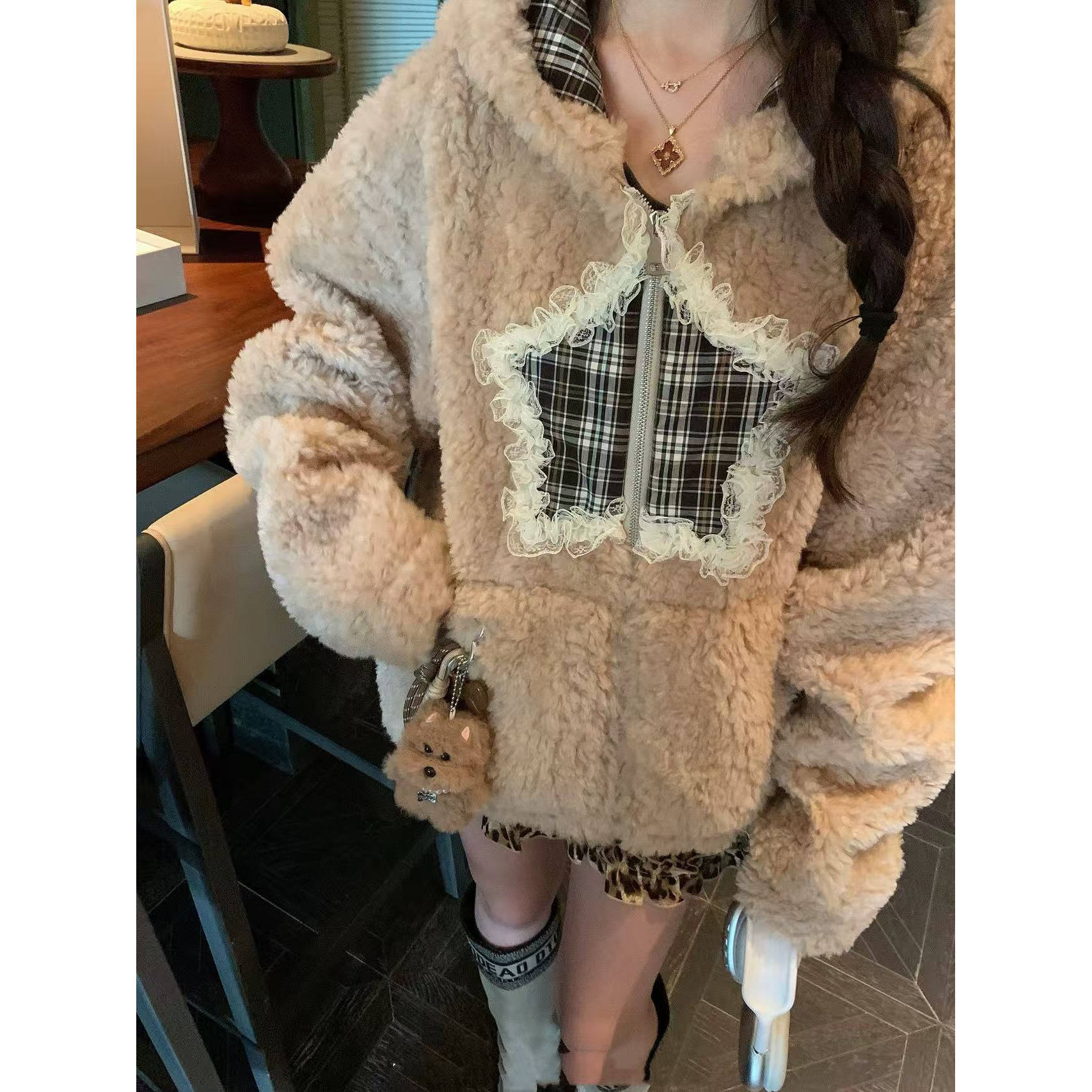 睡衣通勤风女保暖连帽短外套网红慵懒风甜美秋冬外套