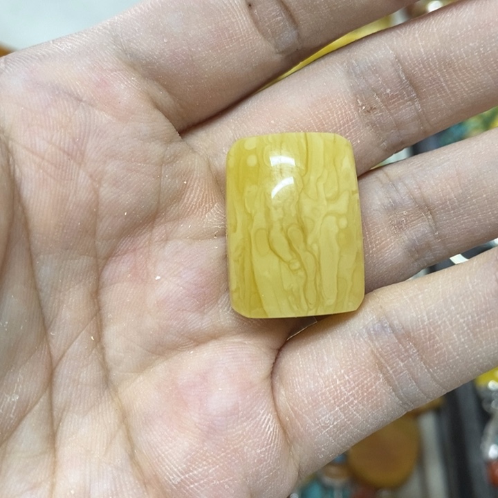 未镶嵌蜜蜡裸石吊坠