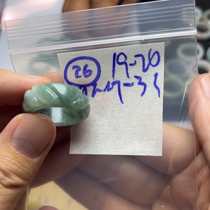 定制翡翠未镶嵌明天