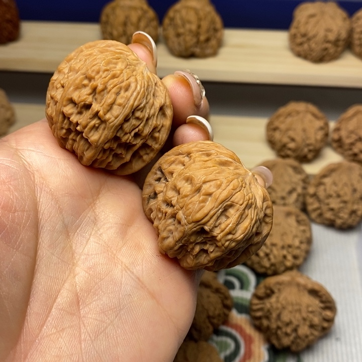 文玩核桃吊坠40磨盘