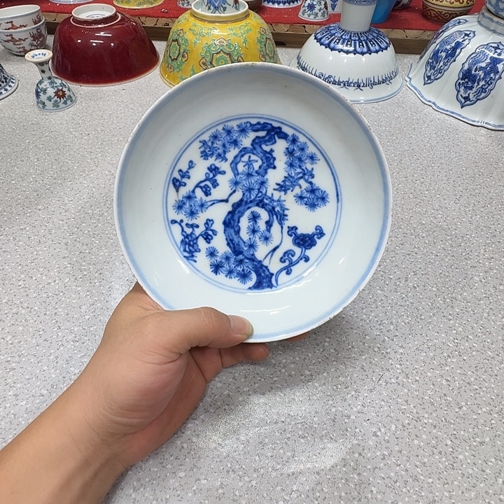 过***烟摆件陶瓷纯手工青花盘