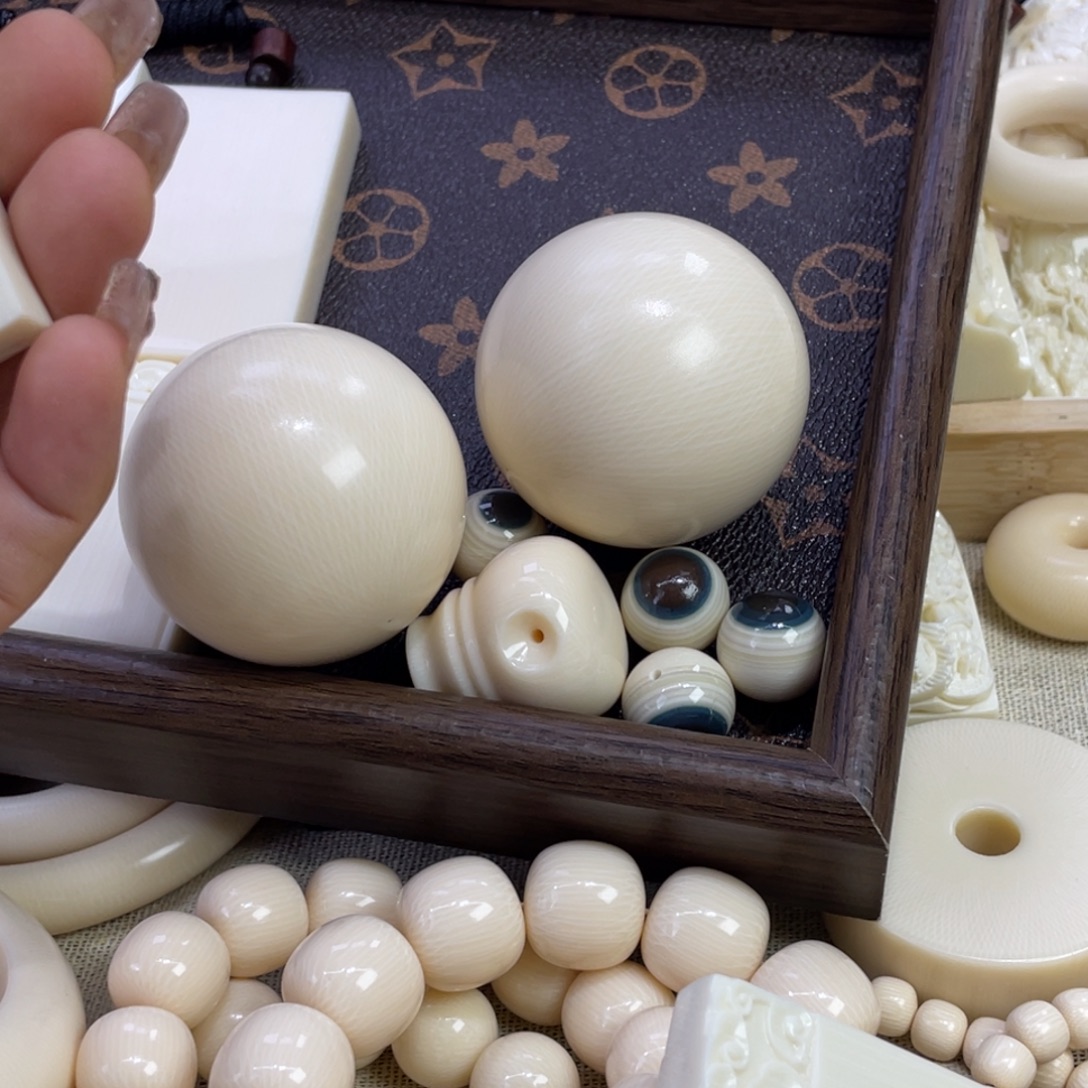 跑***新骨瓷猛犸手球蓝眼三通