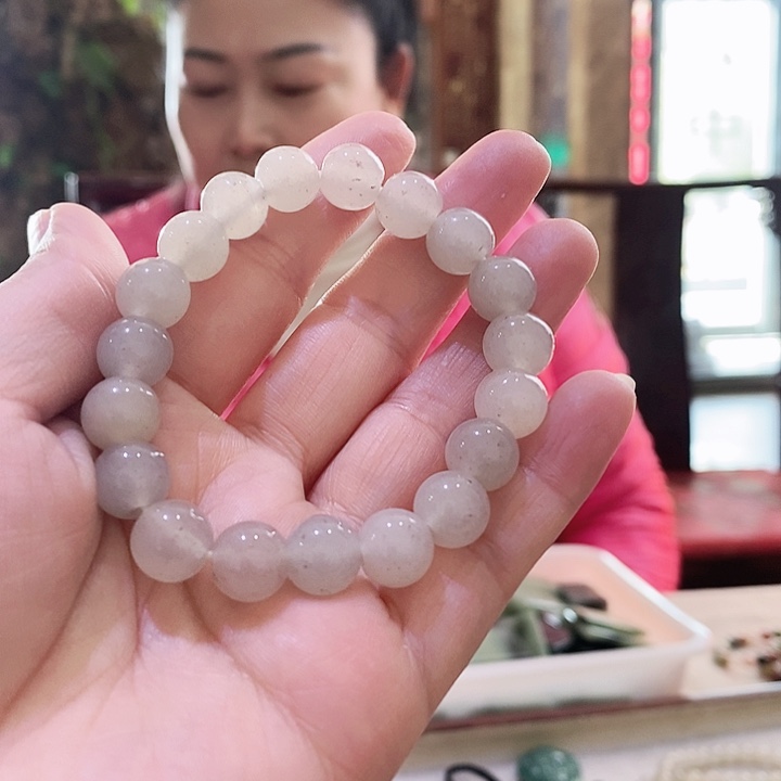 密玉（石英质玉）毛衣链未镶嵌