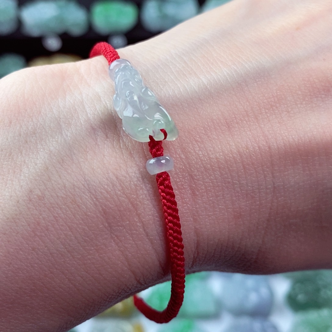 翡翠颈饰未镶嵌天然