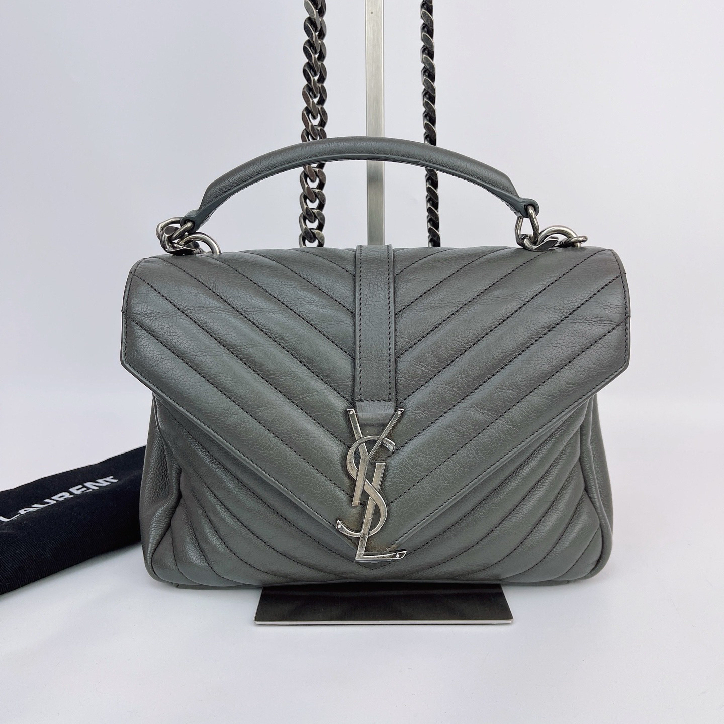 95新 YSL/圣罗兰 圣罗兰 灰色牛皮斜挎包底长24 M459