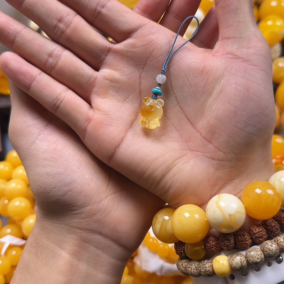 琥珀珠宝奇石未镶嵌