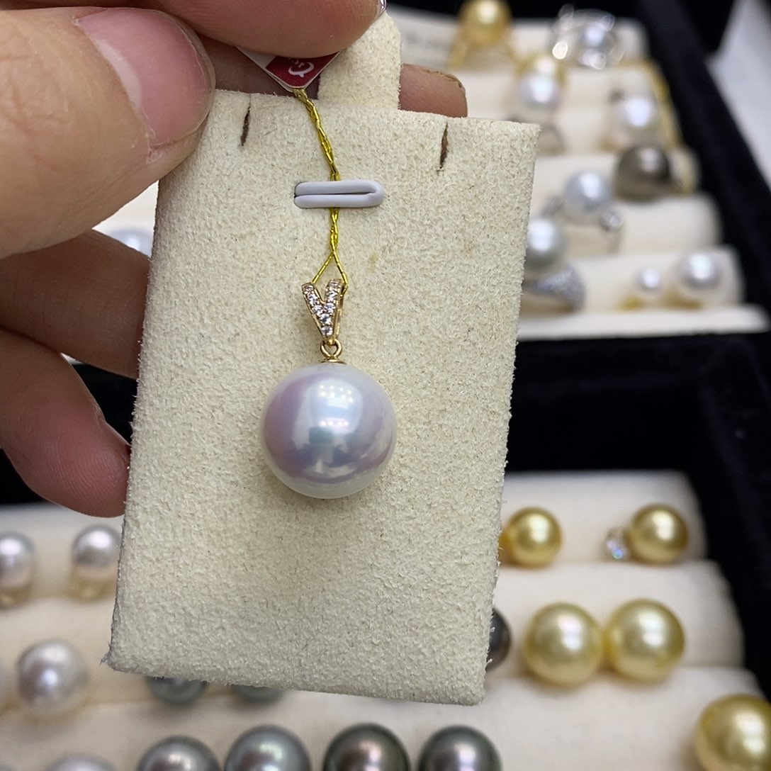 淡水珍珠颈饰18K金镶嵌