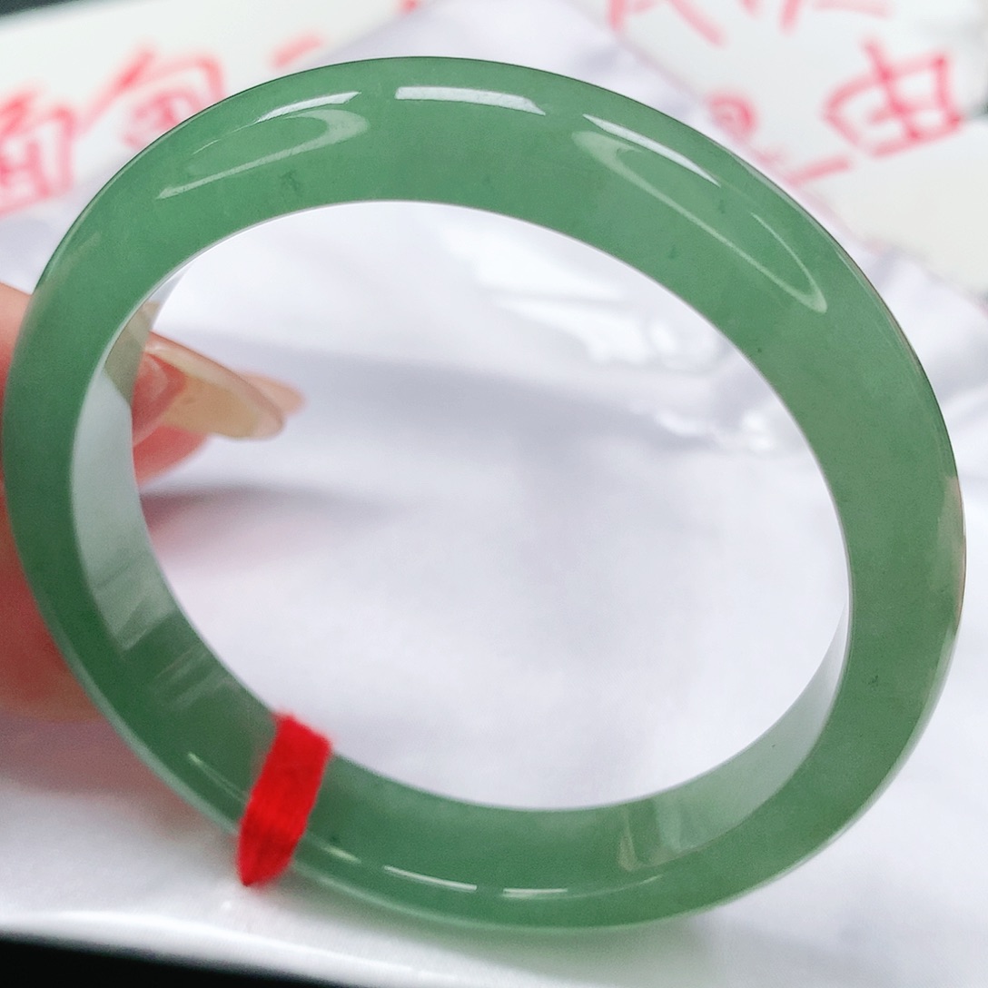 未镶嵌手镯翡翠完美056