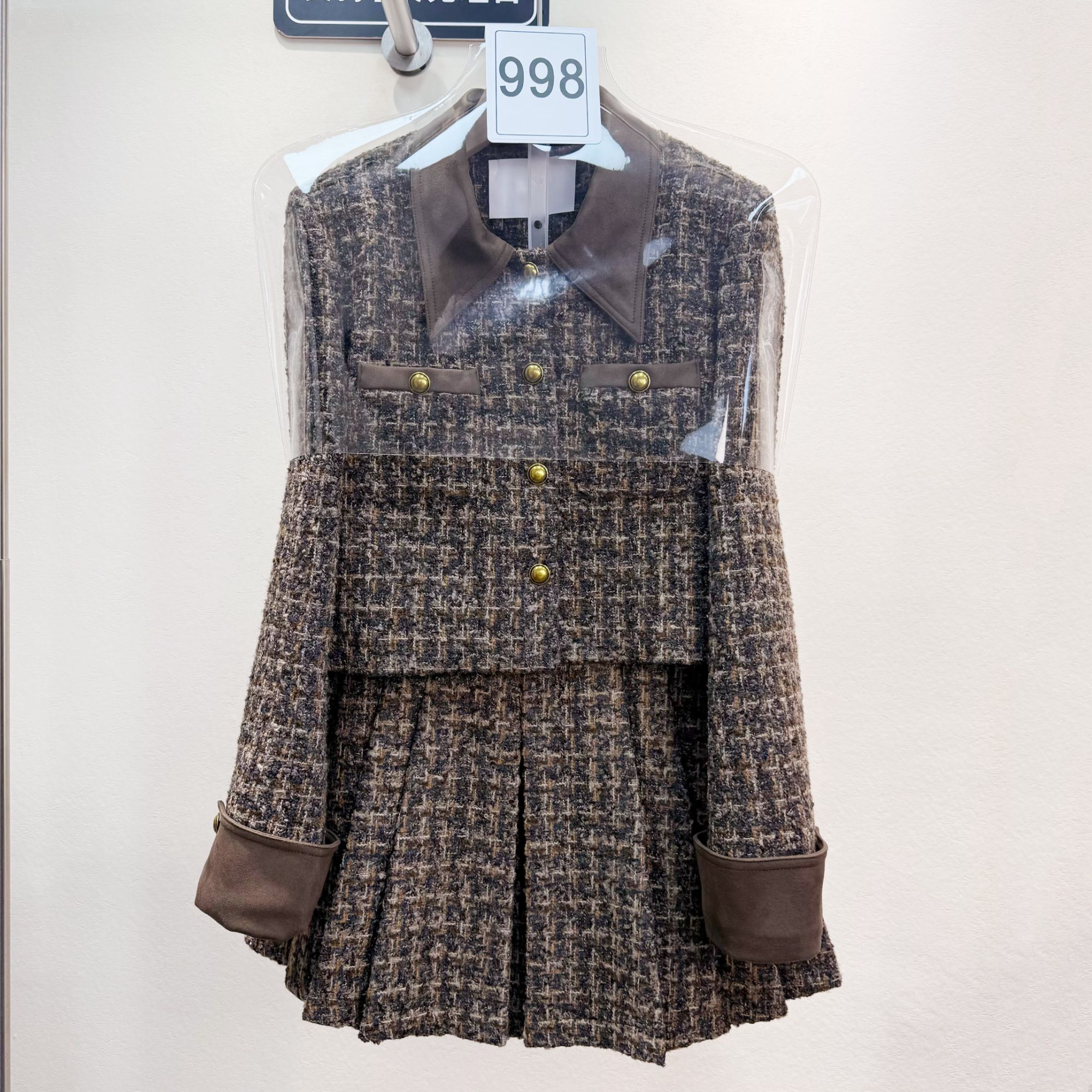 设计感轻奢时尚套装女裙2025秋冬新款小香风加棉外套短裙两件套