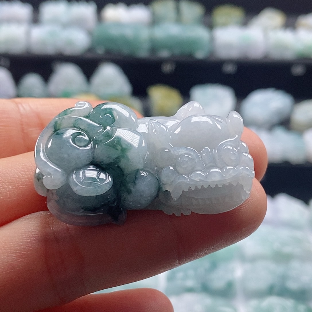 颈饰未镶嵌翡翠翡翠貔貅