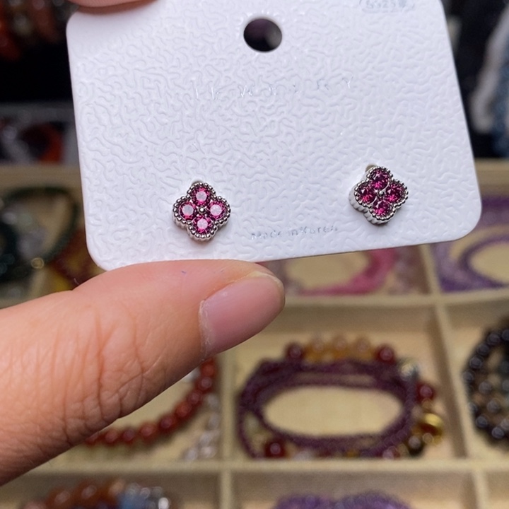 石榴石耳饰银S925镶嵌耳饰